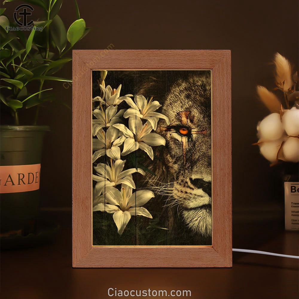 Lion Of Judah Amazing Lily Painting Unique Cross Frame Lamp