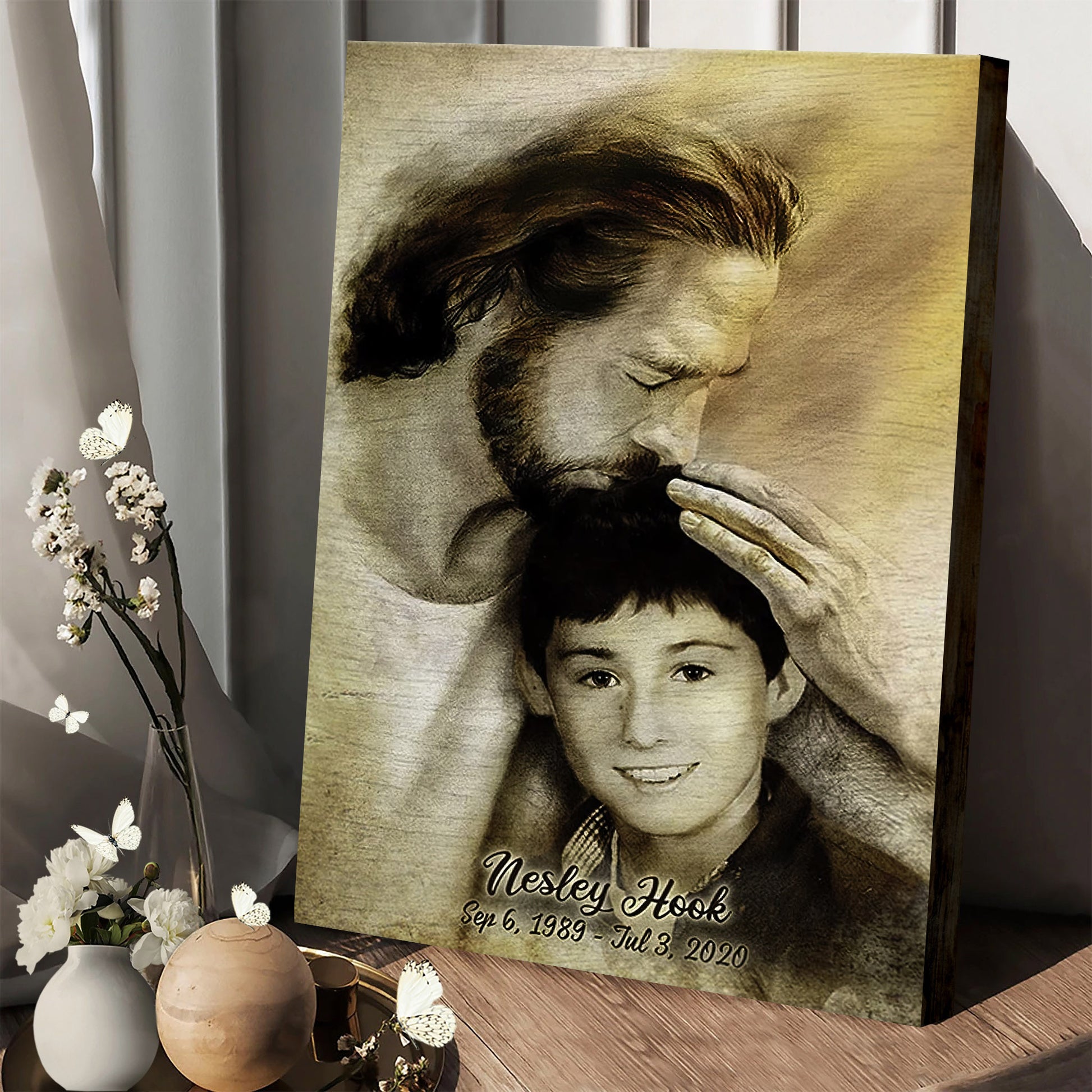 Personalized Memorial Canvas - Safe In The Arms Of Jesus - Christian Canvas Wall Art - Ciaocustom