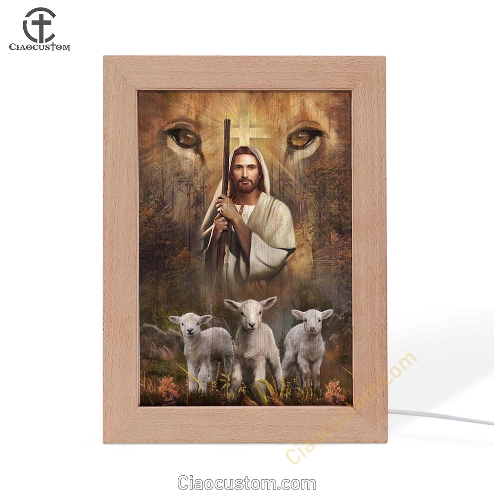 Amazing Jesus Painting White Lamb Lion's Eyes Walking With Jesus Frame Lamp