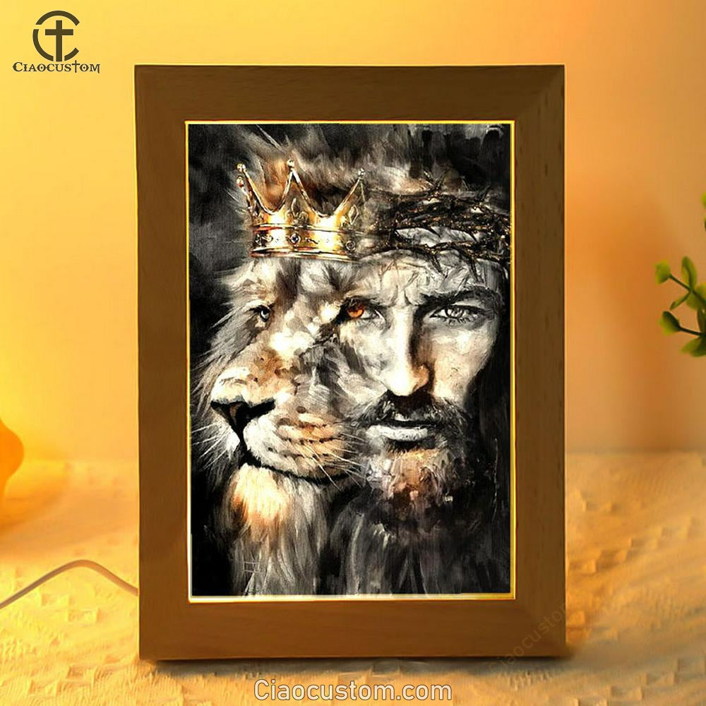 Amazing Lion Of Judah Jesus Painting Unique Crown Frame Lamp