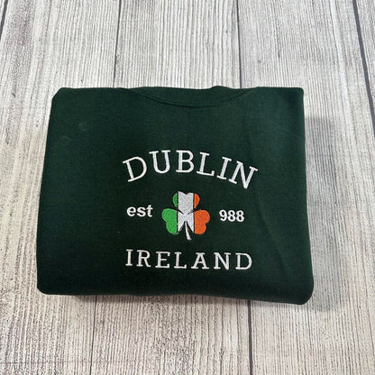 Dublin Ireland Embroidered Sweatshirt Vintage Dublin Sweatshirt, Women's Embroidered Sweatshirts