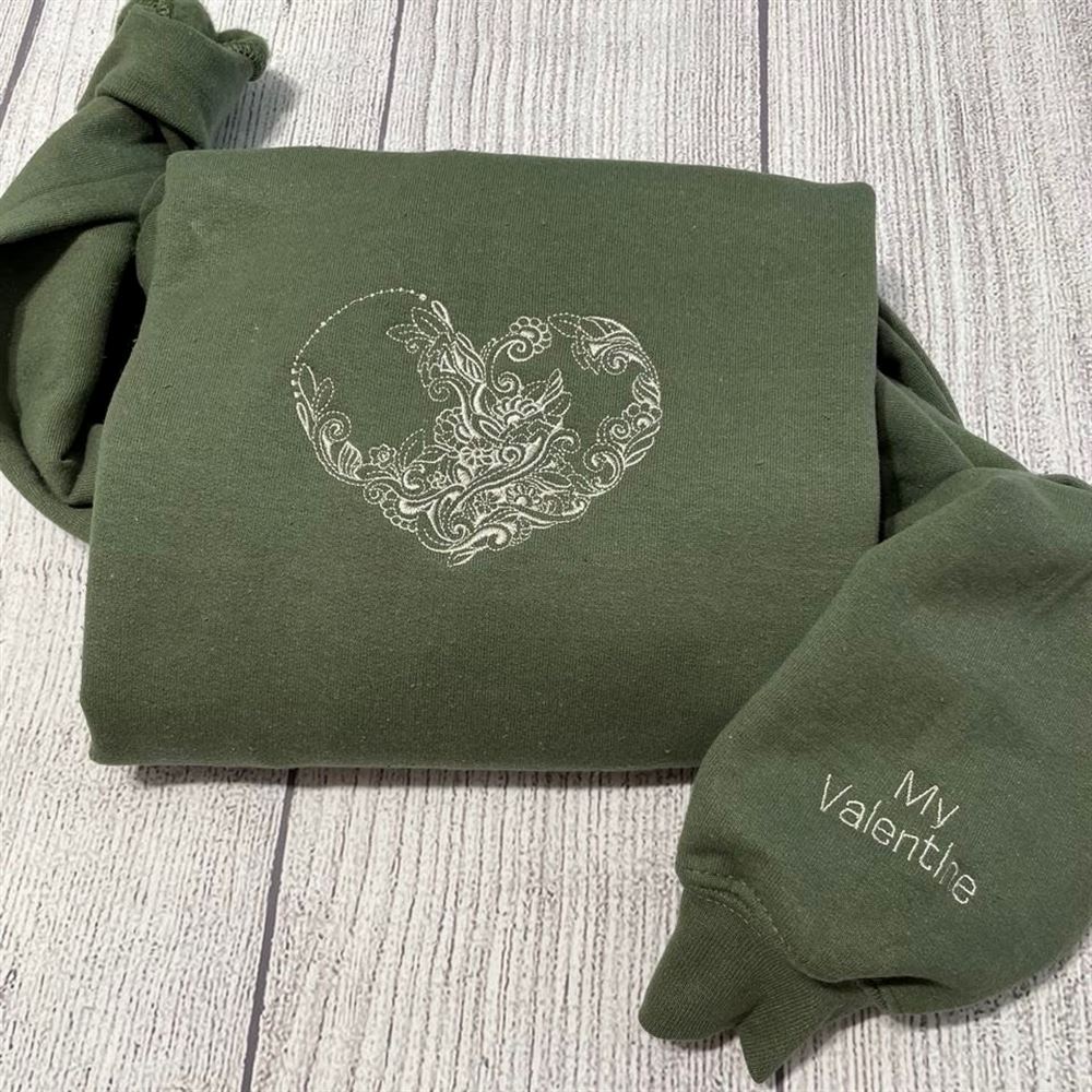 Embroidered Heart With Flowers Sweatshirt, Women's Embroidered Sweatshirts