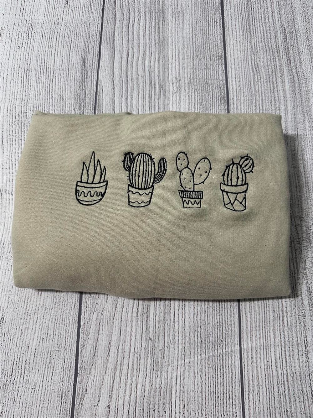 Embroidered Vintage Cactus Plants Sweatshirt, Women's Embroidered Sweatshirts