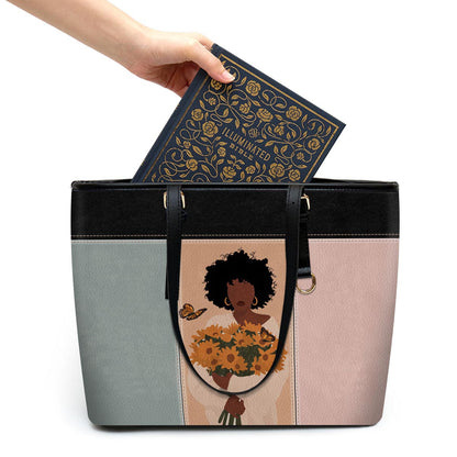 I Put My Faith In God Personalized Pu Leather Tote Bag For Women - Mom Gifts For Mothers Day