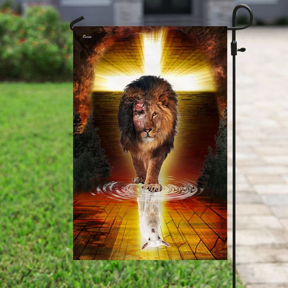 Jesus Is Alive The Lion And The Lamb Jesus Christ Lion And Lamb House Flags - Christian Garden Flags - Outdoor Christian Flag