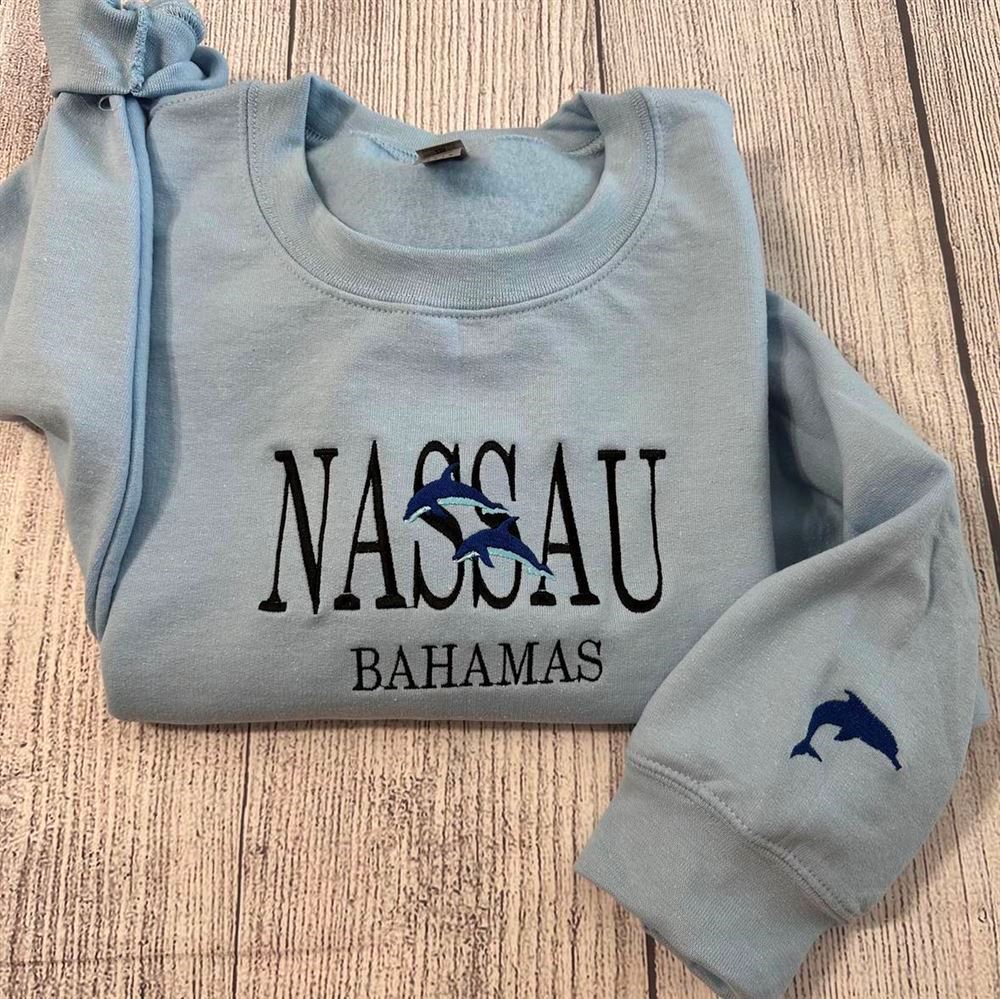 Nassau Bahamas Embroidered Crewneck, Women's Embroidered Sweatshirts