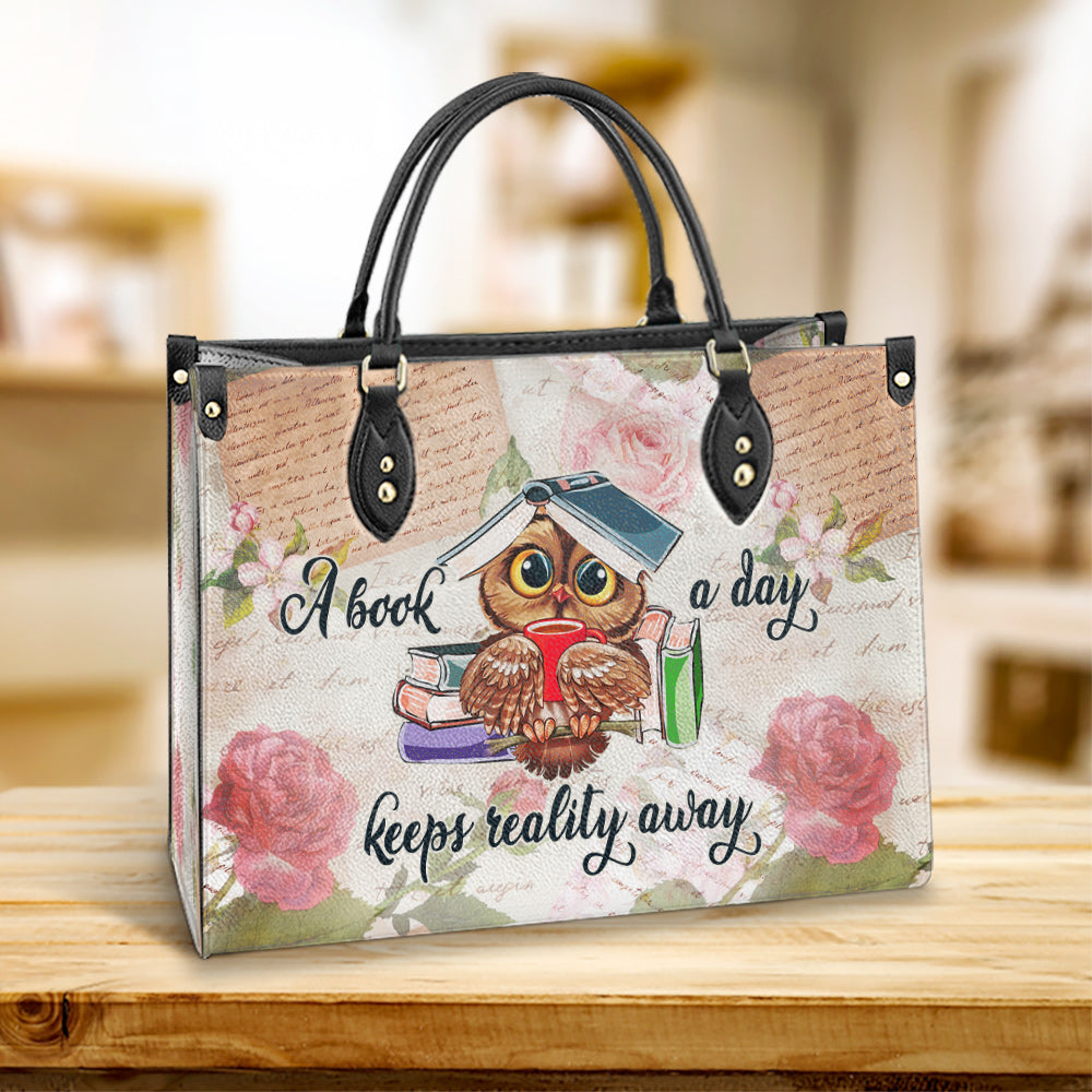 Owl A Book A Day Keeps Reality Away Leather Bag - Gift For Owl Lovers - Women's Pu Leather Bag