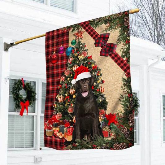 Santa Chocolate Labrador Flag Sitting In Front Of The Christmas - Christmas Garden Flag - Christmas House Flag - Christmas Outdoor Decoration