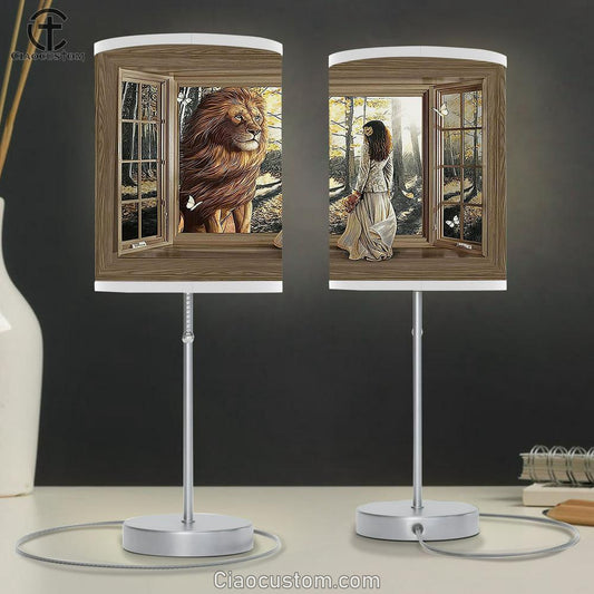 The Lion And Girl Table Lamp Art - Lion Table Lamp Room Decor - Christian Scripture Table Lamp